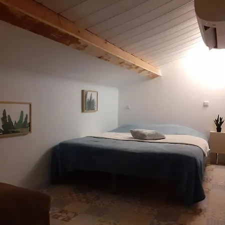 Maison Mitoyenne Avec Piscine Un Moment Chez Diane *
